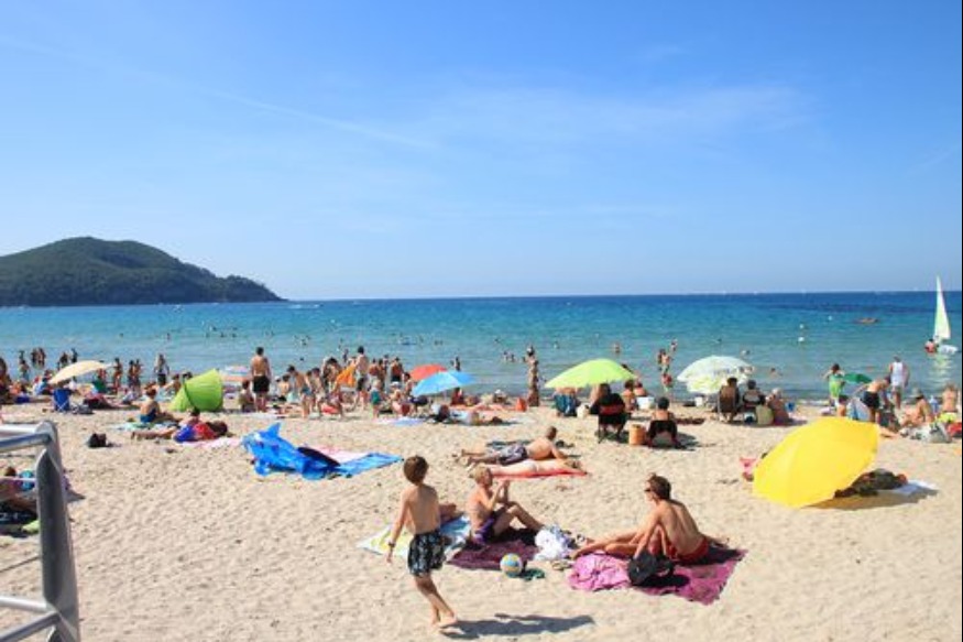 À Saint-Cyr, le délicat sujet des concessions de plage
