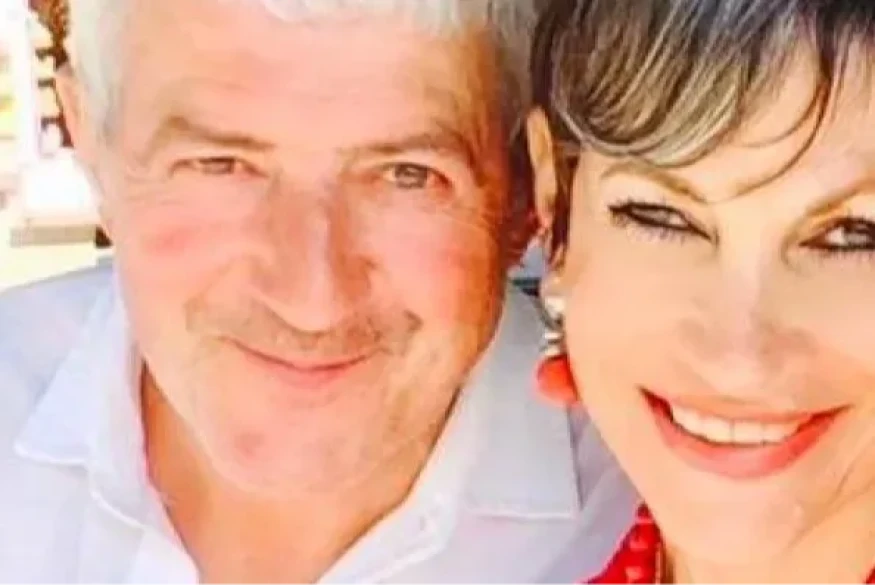 La journaliste  de "TPMP" Isabelle Morini-Bosc annonce la disparition de son mari Alain: "Il devait être le copain d’une nuit, il a été l’homme de ma vie"