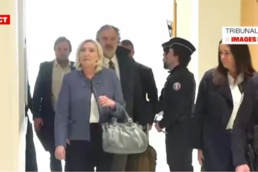 Le tribunal de Paris a déclaré coupables de détournement de fonds publics les neuf anciens eurodéputés, dont Marine Le Pen, poursuivis dans l’affaire des assistants parlementaires européens.